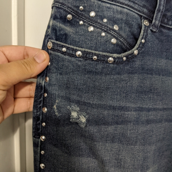 NEW INC Starstruck Studded Frayed-Hem Mid-rise Skinny Jeans 10 - Picture 8 of 11